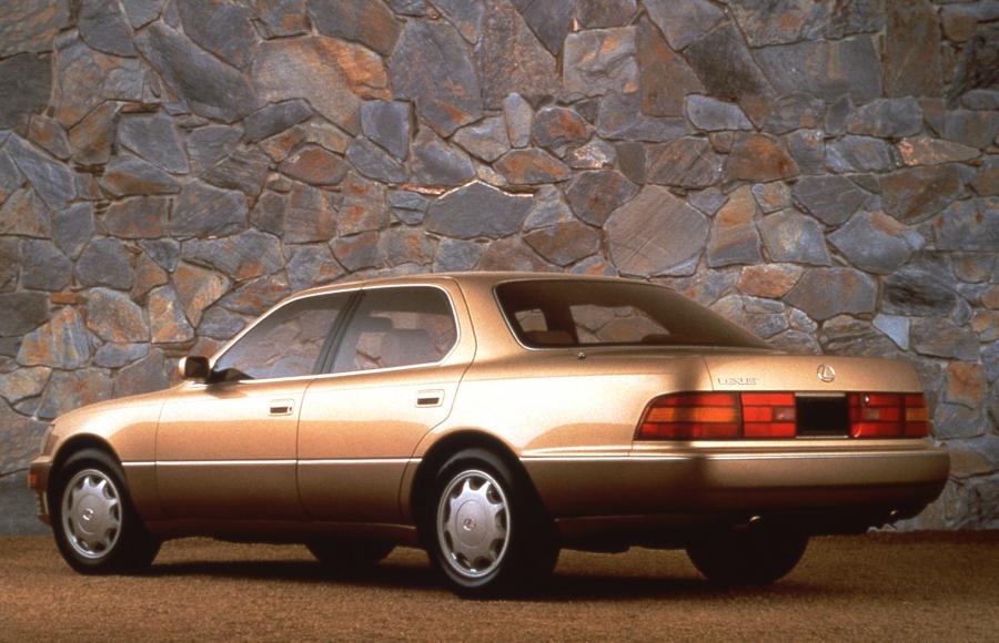  Lexus LS400 (UCF10) 1989 года  (NA) (фото 30 из 30)